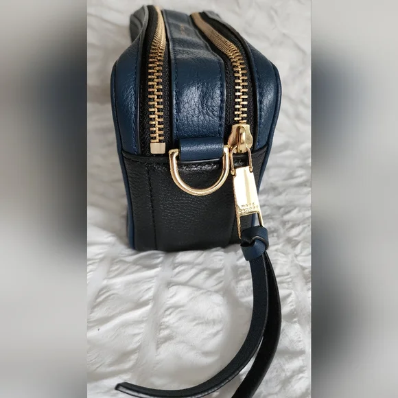 Like New Marc Jacobs Calfskin Softshot 21 Crossbody Bag Navy - Picture 5 of 10
